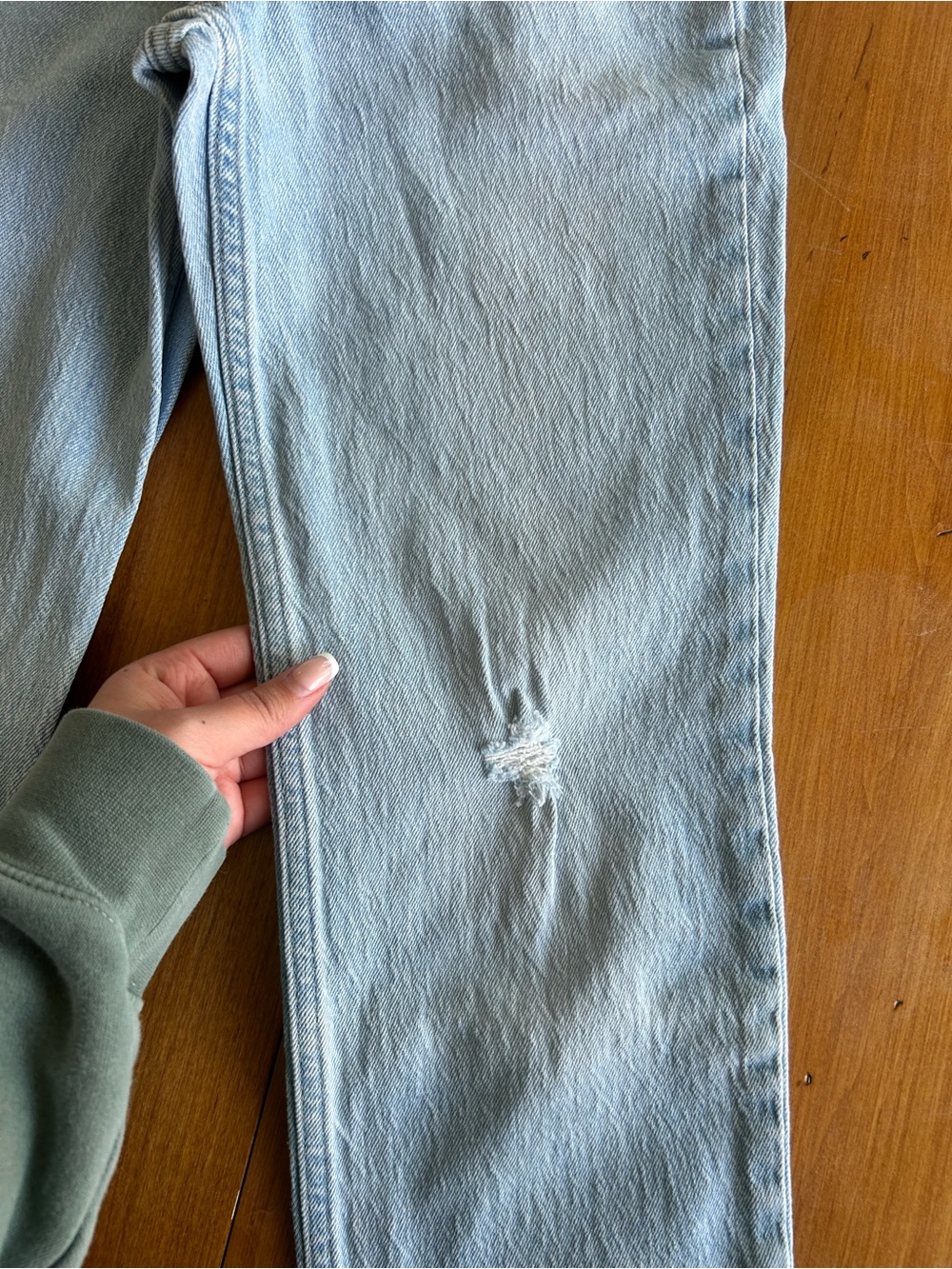 Levi's Light Blue 70’s High Slim Straight Women's Jeans - Picture 3 of 4